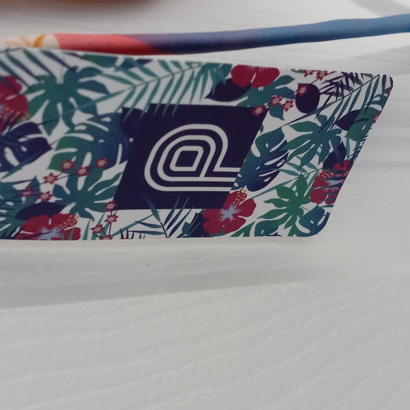 Bikini Set - Picture 2 of 5